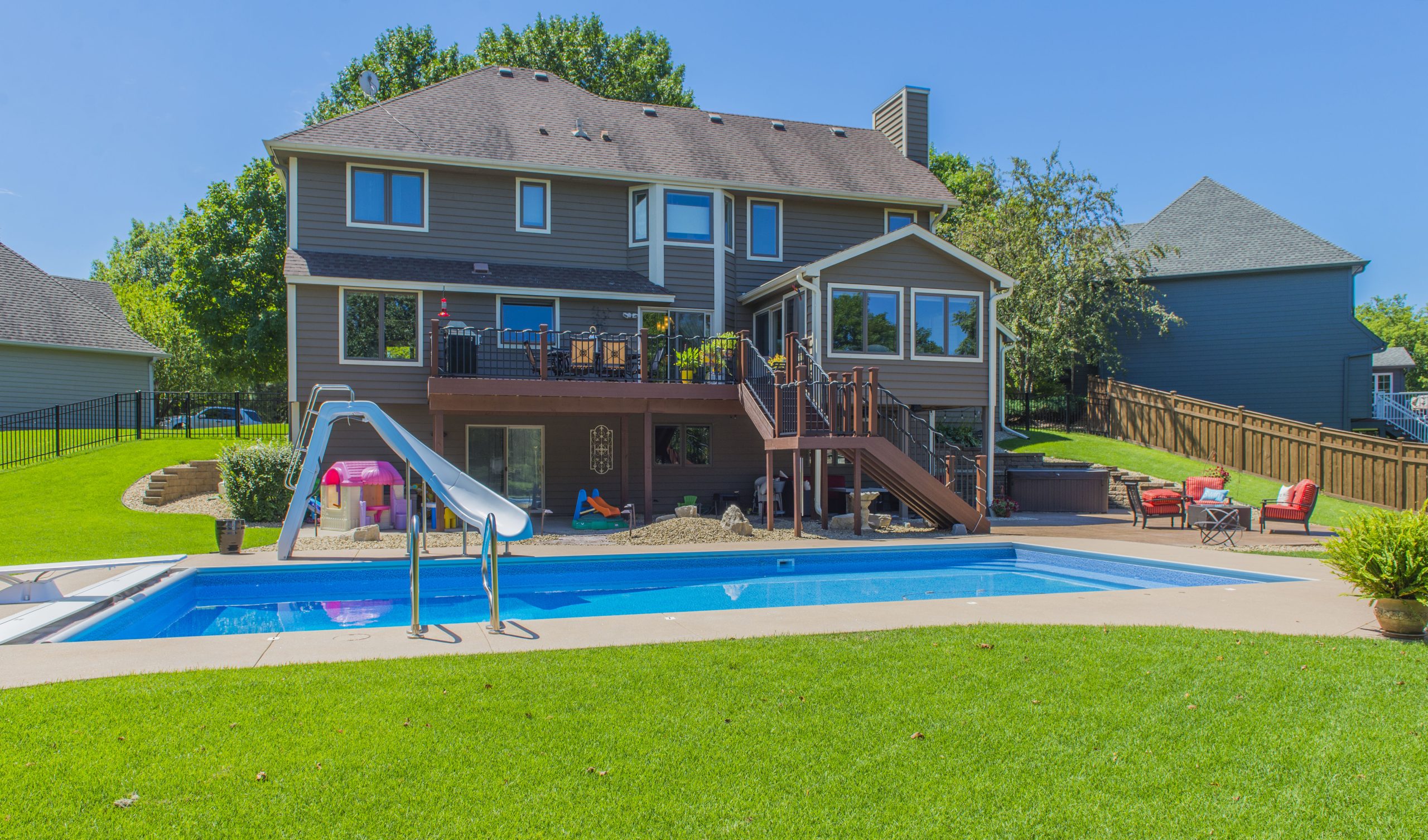 Multi level deck pool and patio