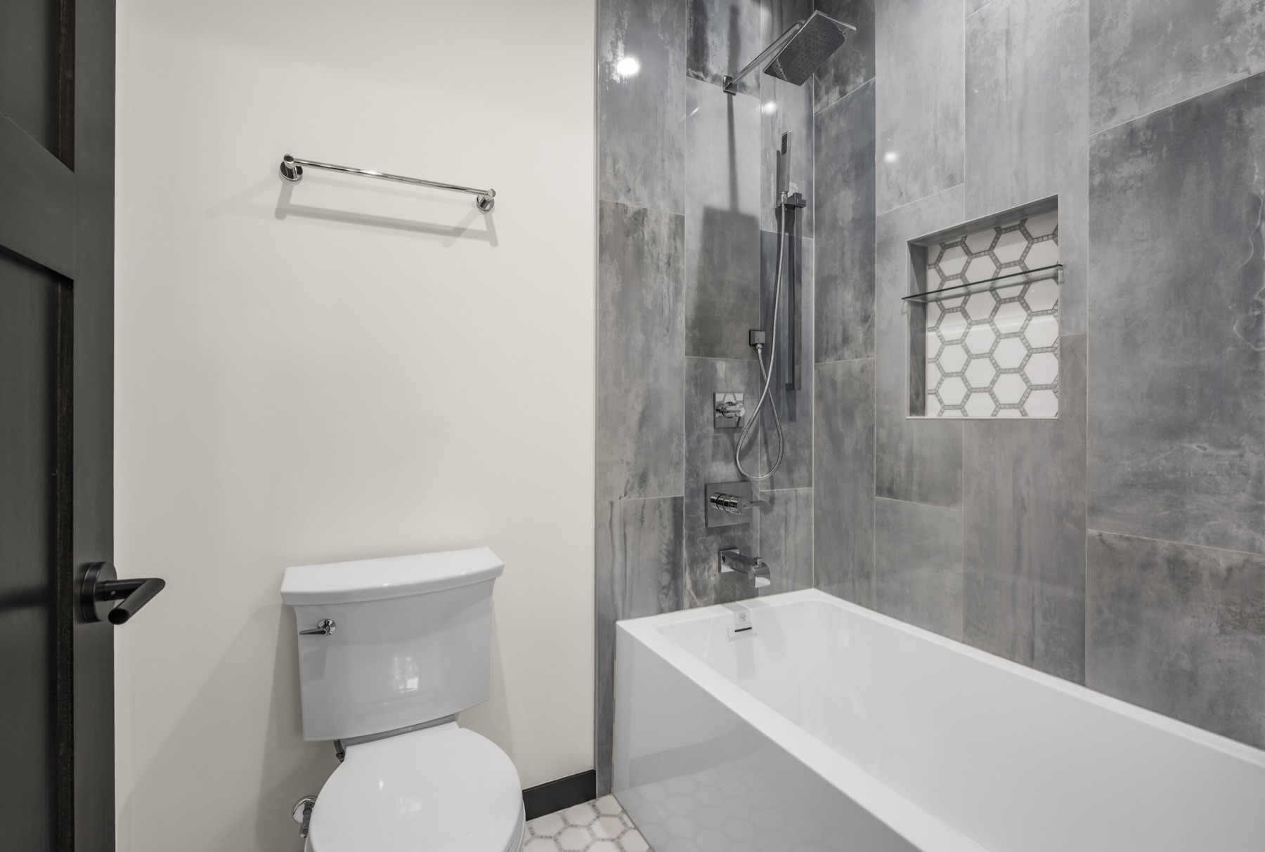 Modern Woodland Home in Shakopee, view 25