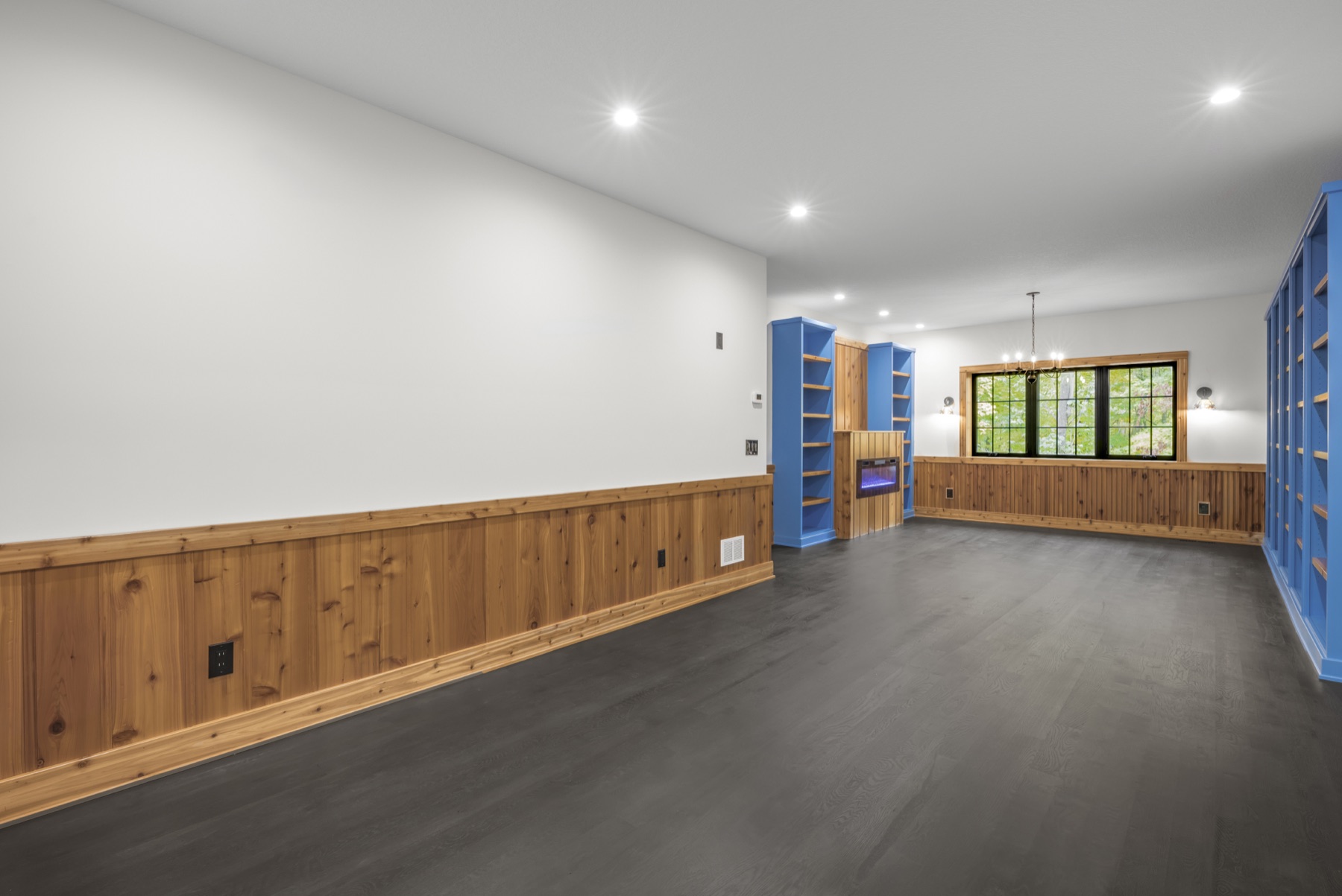 Modern Woodland Home in Shakopee, view 38